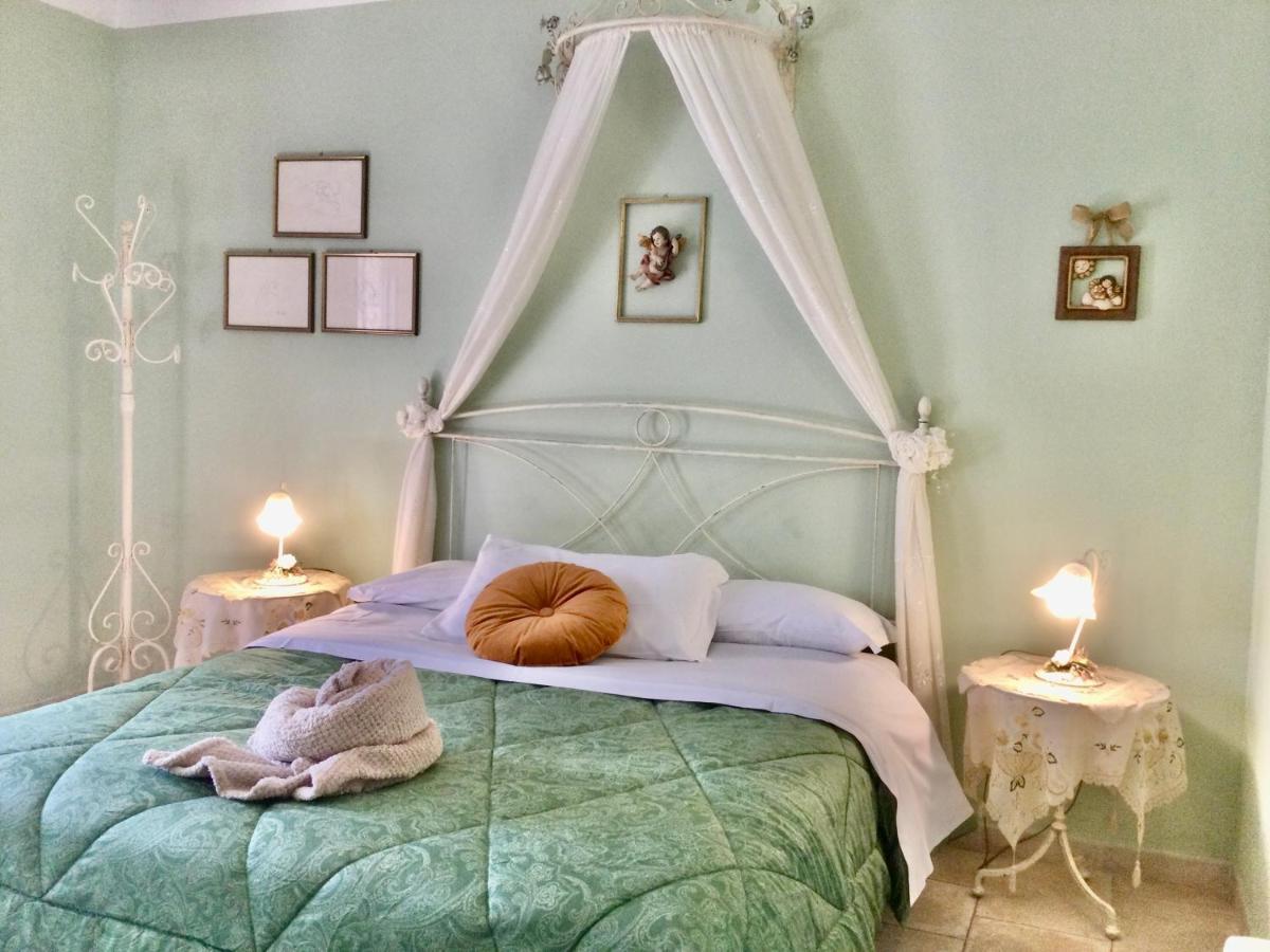 Mirella Charming Bed & Breakfast Алберобело Екстериор снимка