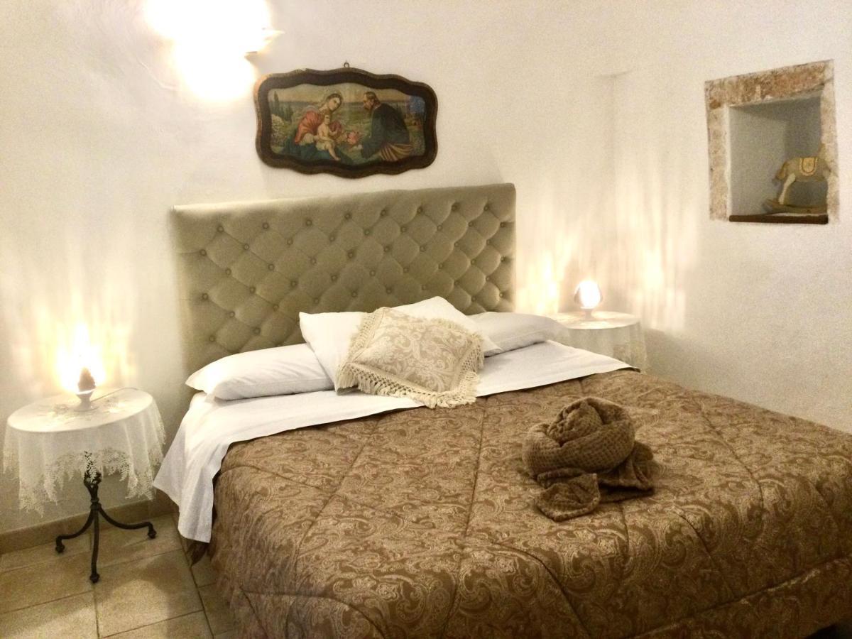 Mirella Charming Bed & Breakfast Алберобело Екстериор снимка