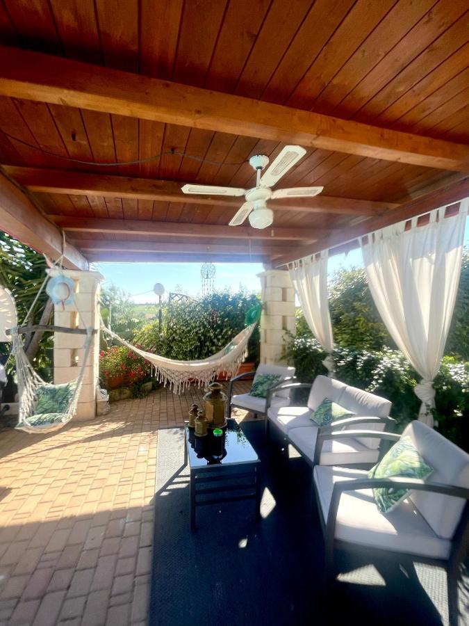 Mirella Charming Bed & Breakfast Алберобело Екстериор снимка