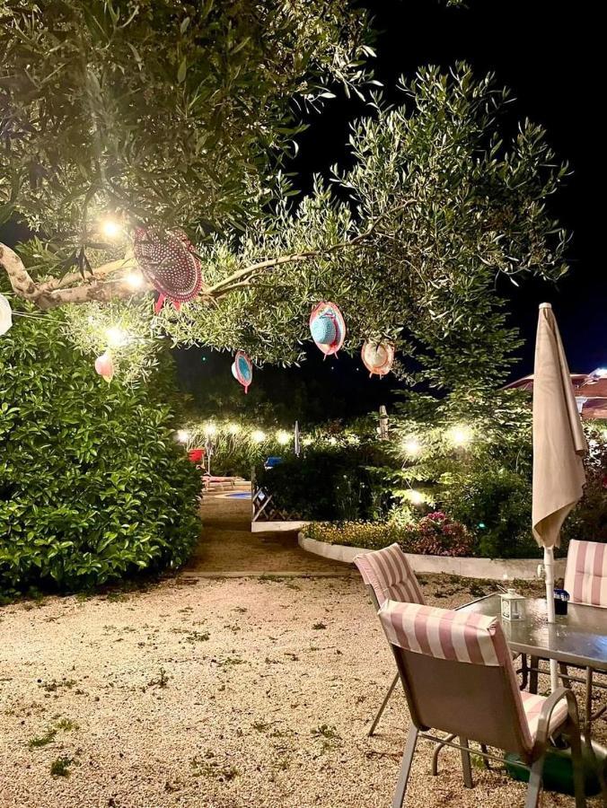 Mirella Charming Bed & Breakfast Алберобело Екстериор снимка