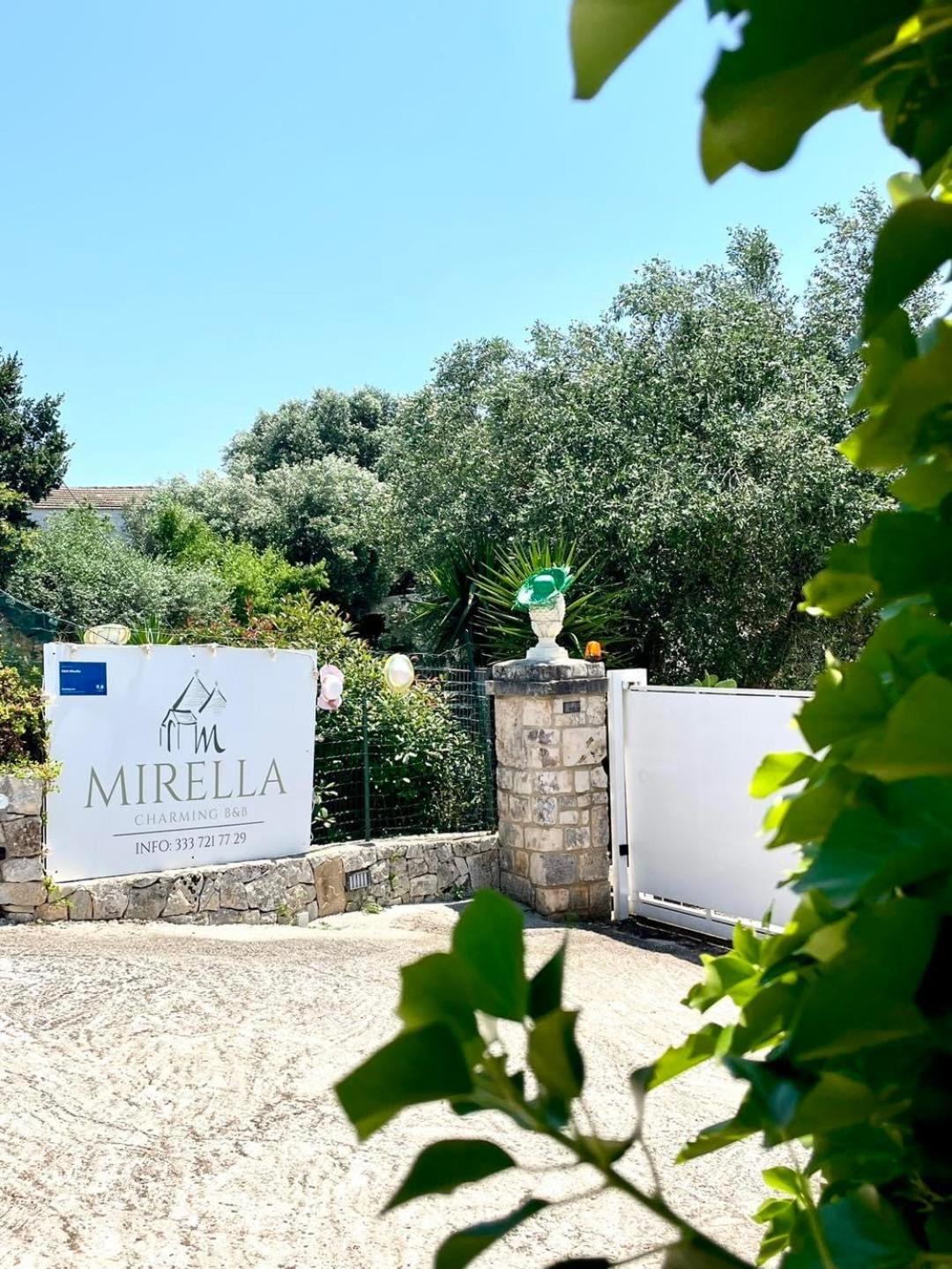 Mirella Charming Bed & Breakfast Алберобело Екстериор снимка