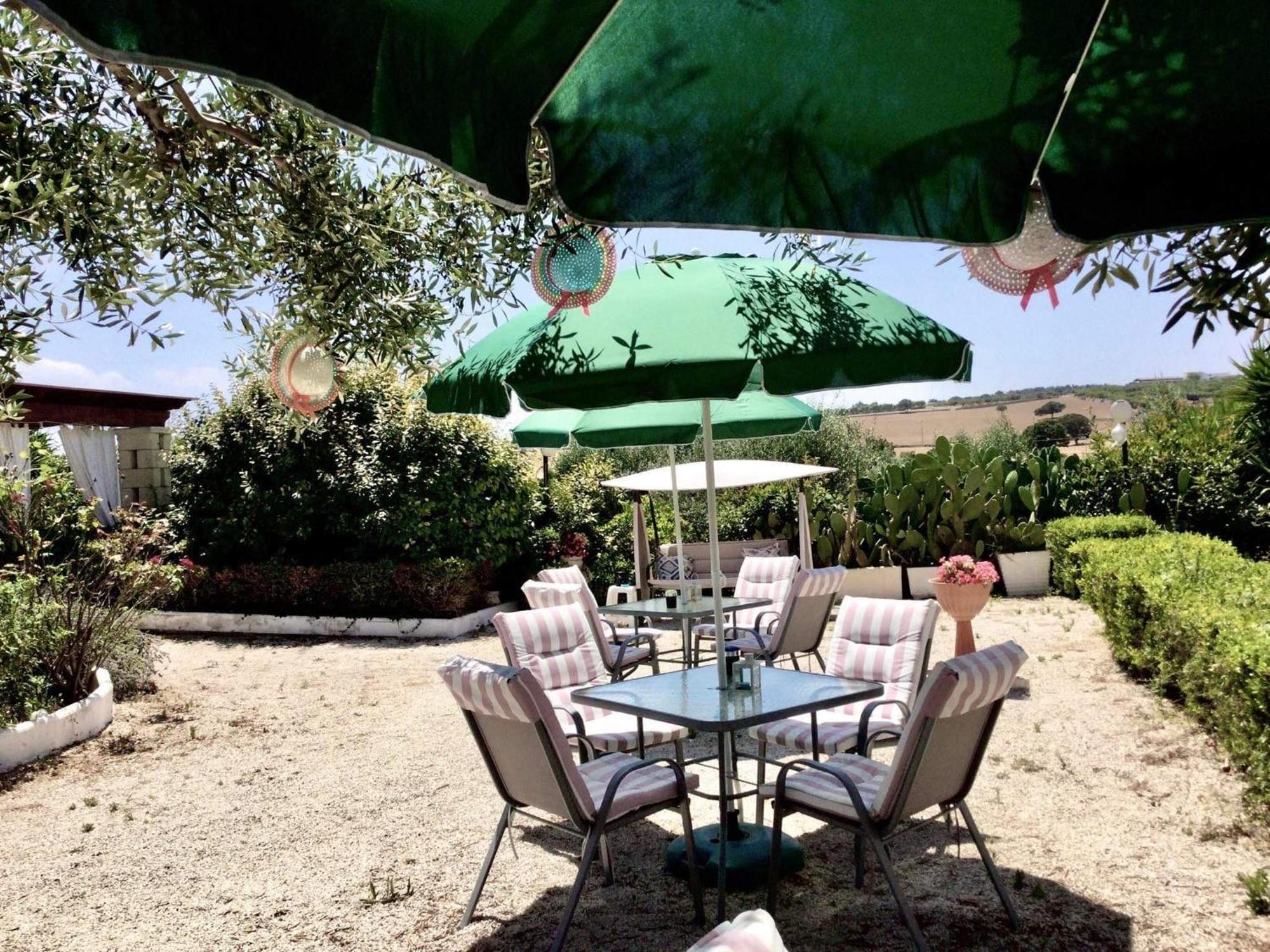 Mirella Charming Bed & Breakfast Алберобело Екстериор снимка