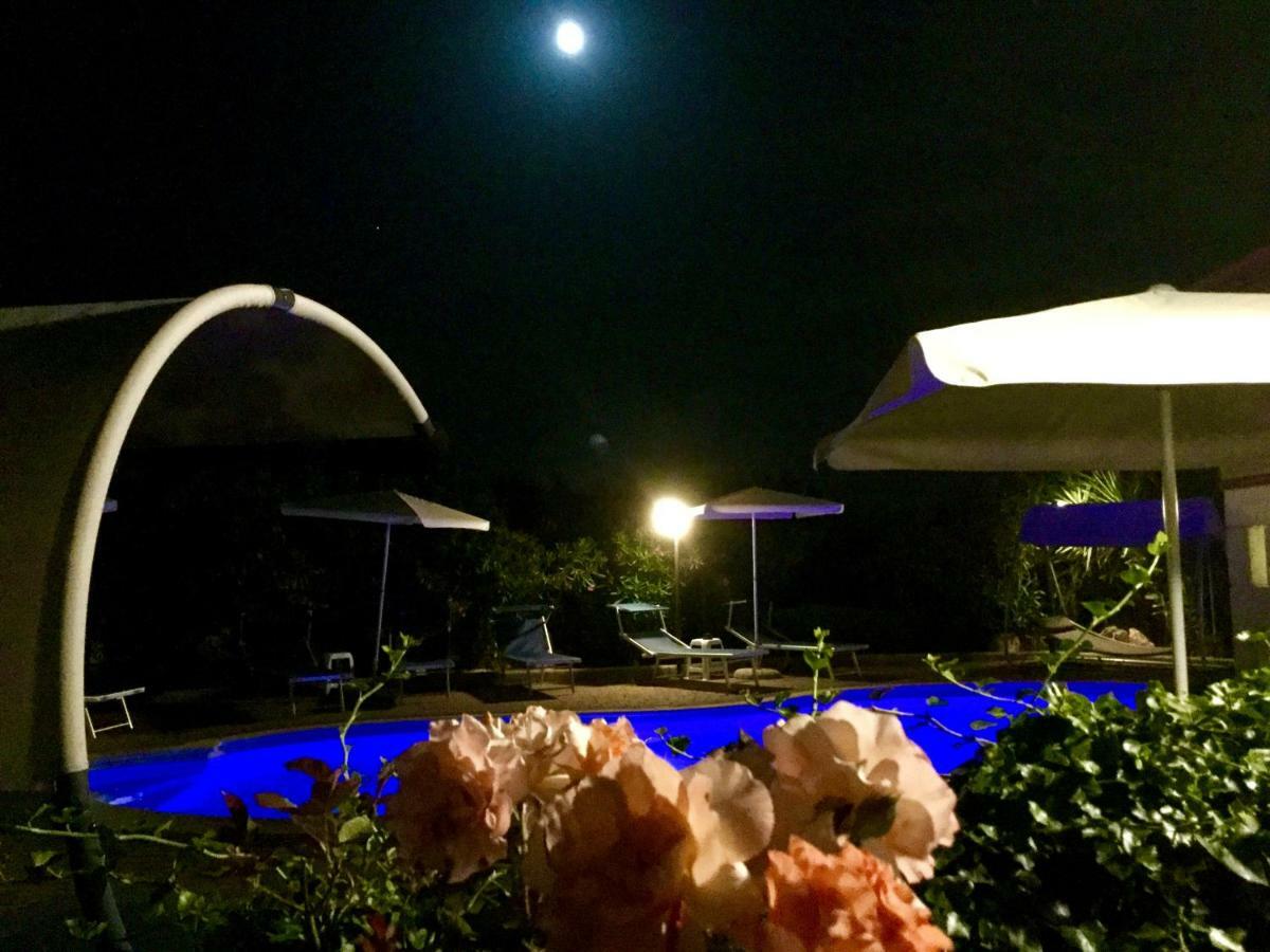 Mirella Charming Bed & Breakfast Алберобело Екстериор снимка