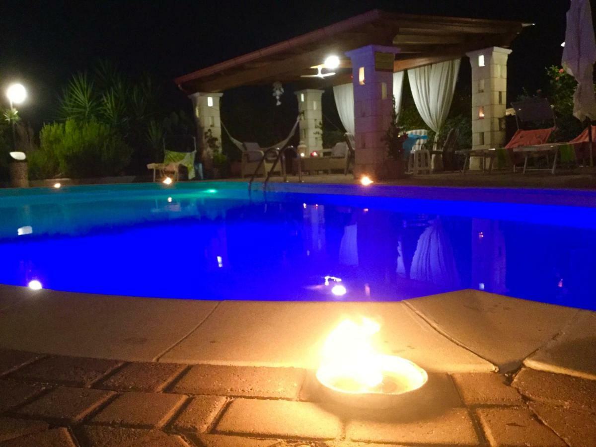 Mirella Charming Bed & Breakfast Алберобело Екстериор снимка